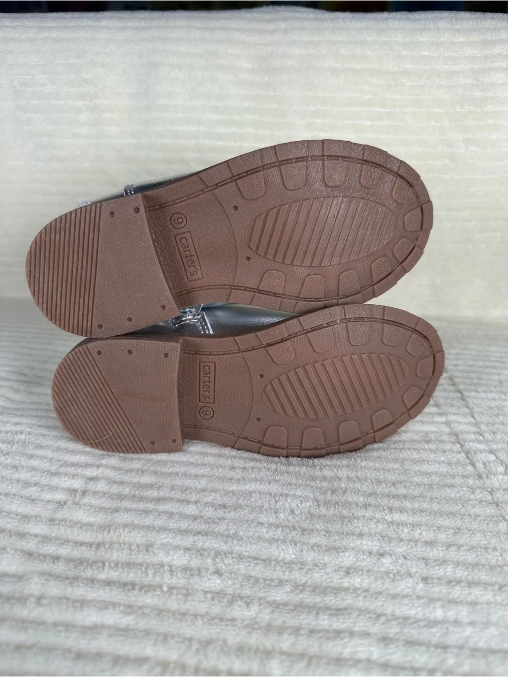 Carters Toddler Girls Elia Silver Booties NWT Size Toddler 9